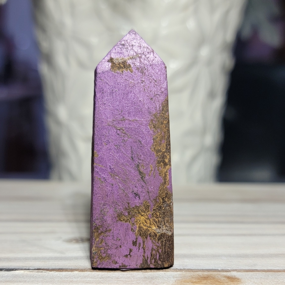 (RARE) NEW 2.3" - 57g PURPURITE TOWER